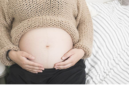 怎么判断一个女人是否怀过孕流过产？
